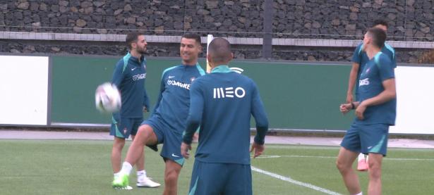 乐鱼体育网页版入口-爱尔兰队在欧锦赛资格赛中卫冕胜利