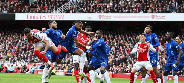 乐鱼体育链接-曼联客场获胜富勒姆，连战连胜