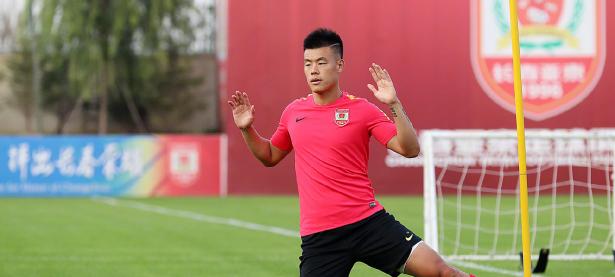 乐鱼体育登录入口-新疆队迎来连胜，积极备战下一轮比赛