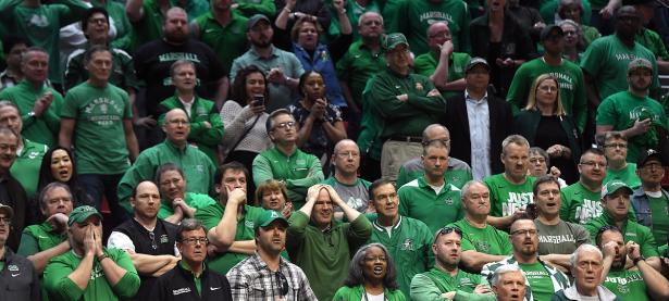 乐鱼体育课程-包含NBA全明星战即将打响，绿军内线新秀连续场均上双的词条