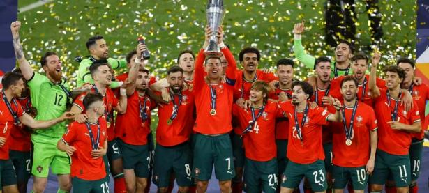 乐鱼体育网址-欧国杯赛事高潮迭起，球队实力对抗的简单介绍