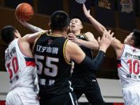 乐鱼体育网页版-关于广东队再次大胜浙江队，领跑积分榜的信息