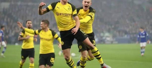 乐鱼体育网页版-包含法兰克福客场大胜对手，保持赛季不败的词条