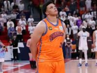 乐鱼体育网页版-球队实行严密防守，成功抵挡对手攻势