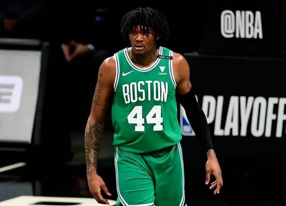 里尔签下新后卫,强化防守线提升防守质量的简单介绍 里尔签下新后卫,强化防守线提升防守质量的简单介绍