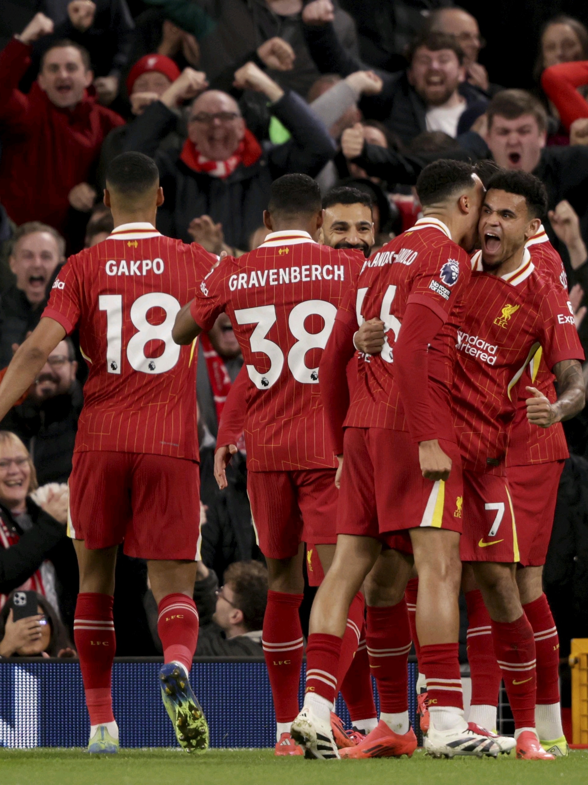 意甲联赛再次轰动球迷，激烈角逐不断的简单介绍