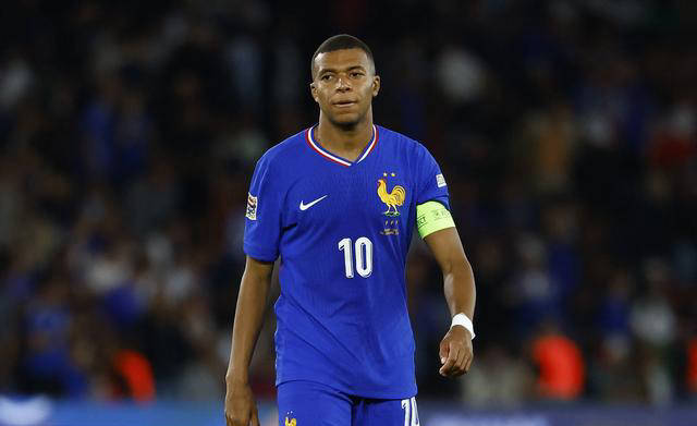 新加坡队实力稳健，成功晋级欧国联四强