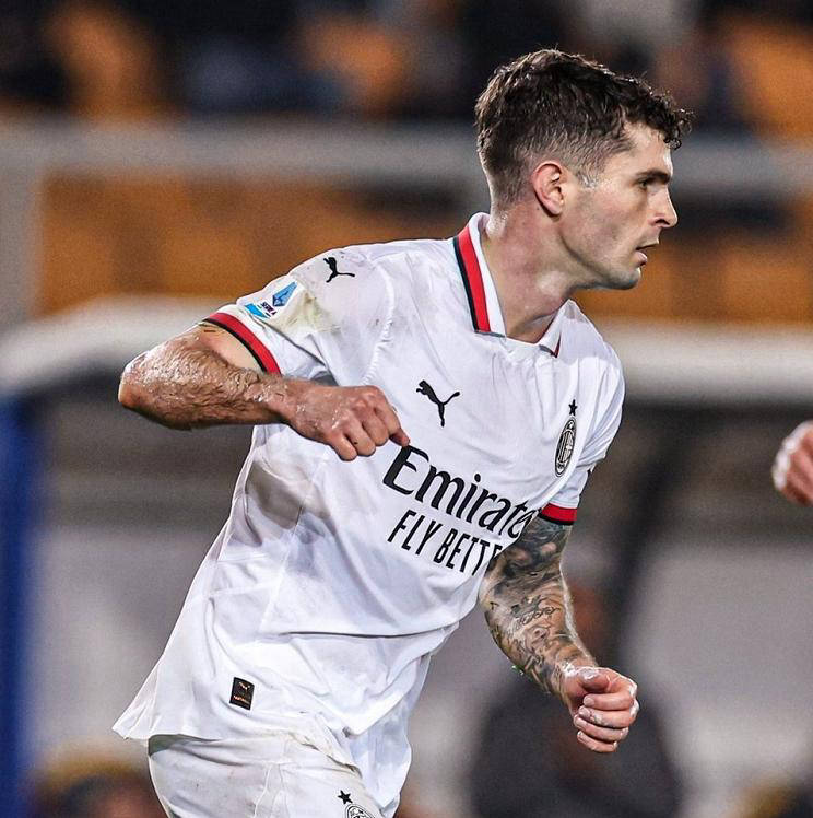 关于AC米兰客场逆转，豪取三分的信息