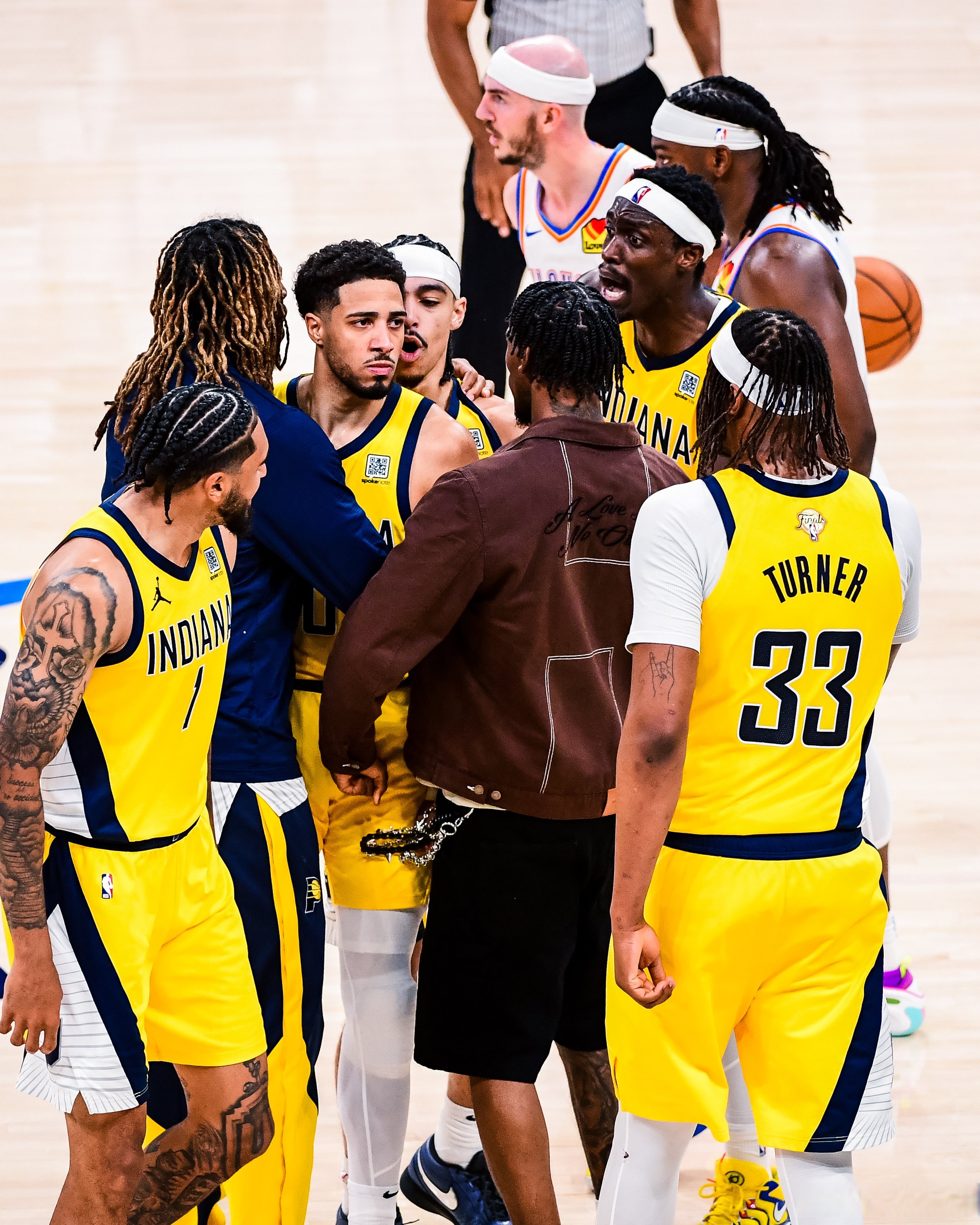 步行者不敌开拓者，安东尼封盖绝杀