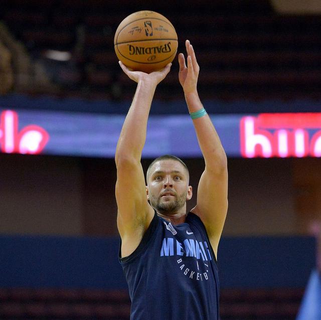 步行者胜灰熊,帕森斯砍22分 步行者胜灰熊,帕森斯砍22分