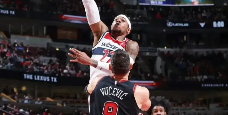 开拓者逆转湖人，湖人无力回击